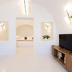 Luxus Vip Oia